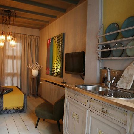 Bed and Breakfast Downtown46 Берген-оп-Зом Экстерьер фото